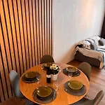 Apartament Luxuse Fluee 11 *